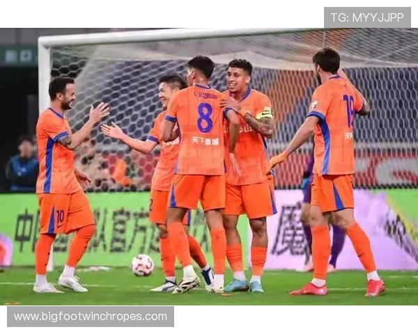 泰山队外援增强却进攻分散,整体结构稳定性面临考验 泰山队外援增强却进攻分散,整体结构稳定性面临考验