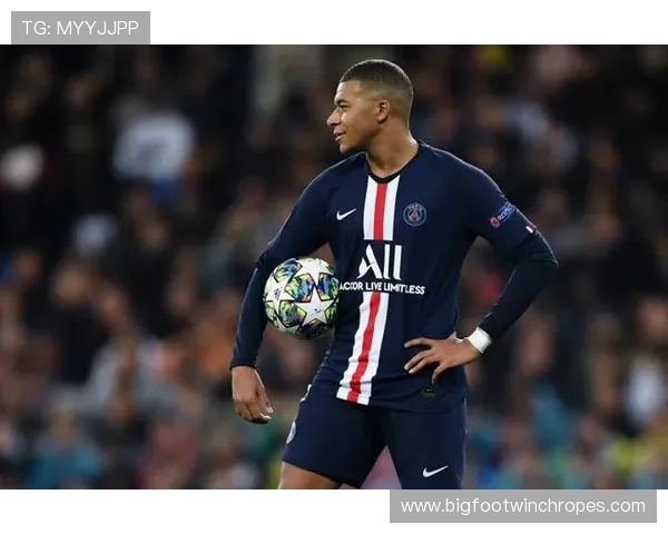 姆巴佩加盟后,皇马进攻体系越踢越割裂,协同性面临考验 姆巴佩加盟后,皇马进攻体系越踢越割裂,协同性面临考验